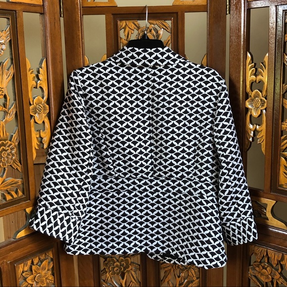 Trenz by Theresa Renz Black & White Jacket - Picture 9 of 9